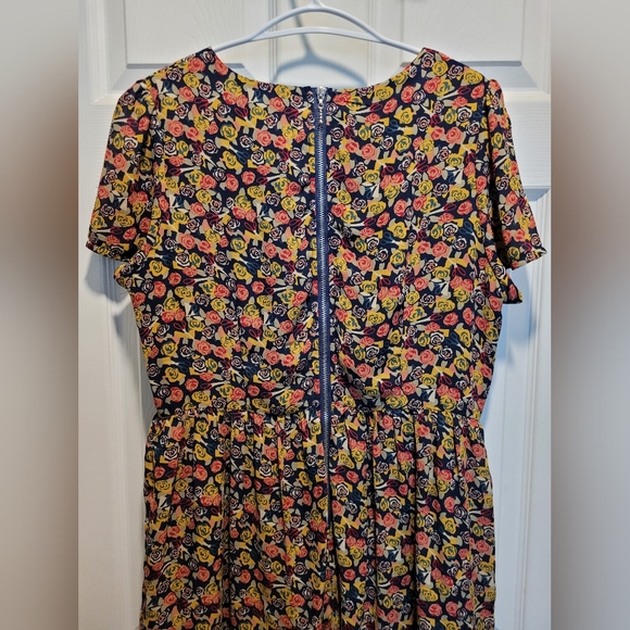 Cutie London dress with scissor/floral print UK size 14 - Picture 4 of 7